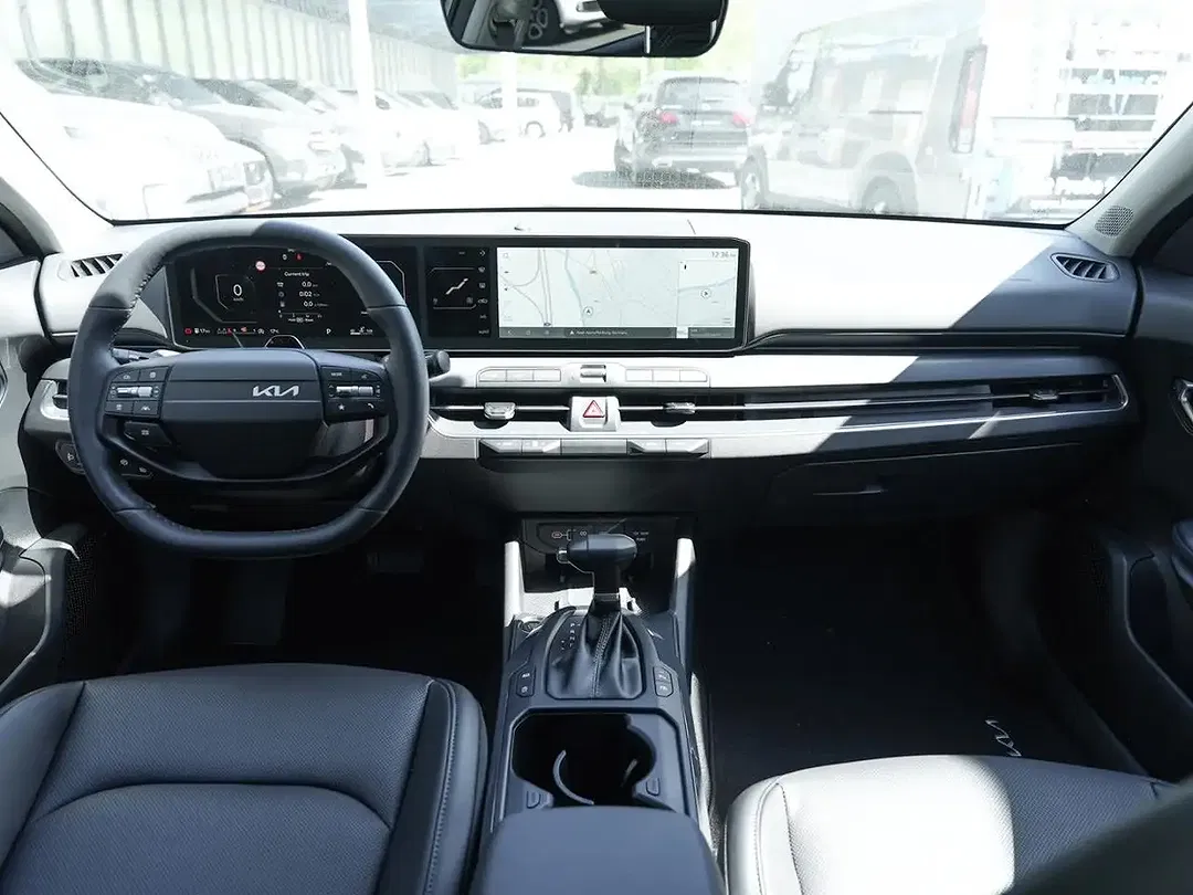 Kia K4 - Thumbnail 12