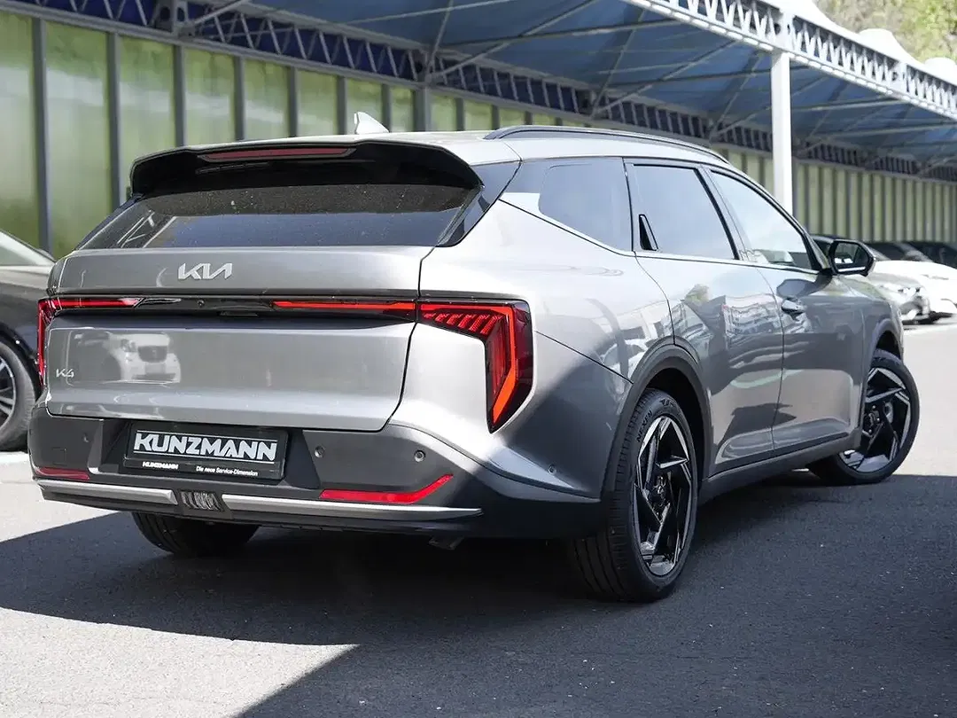Kia K4 - Thumbnail 3
