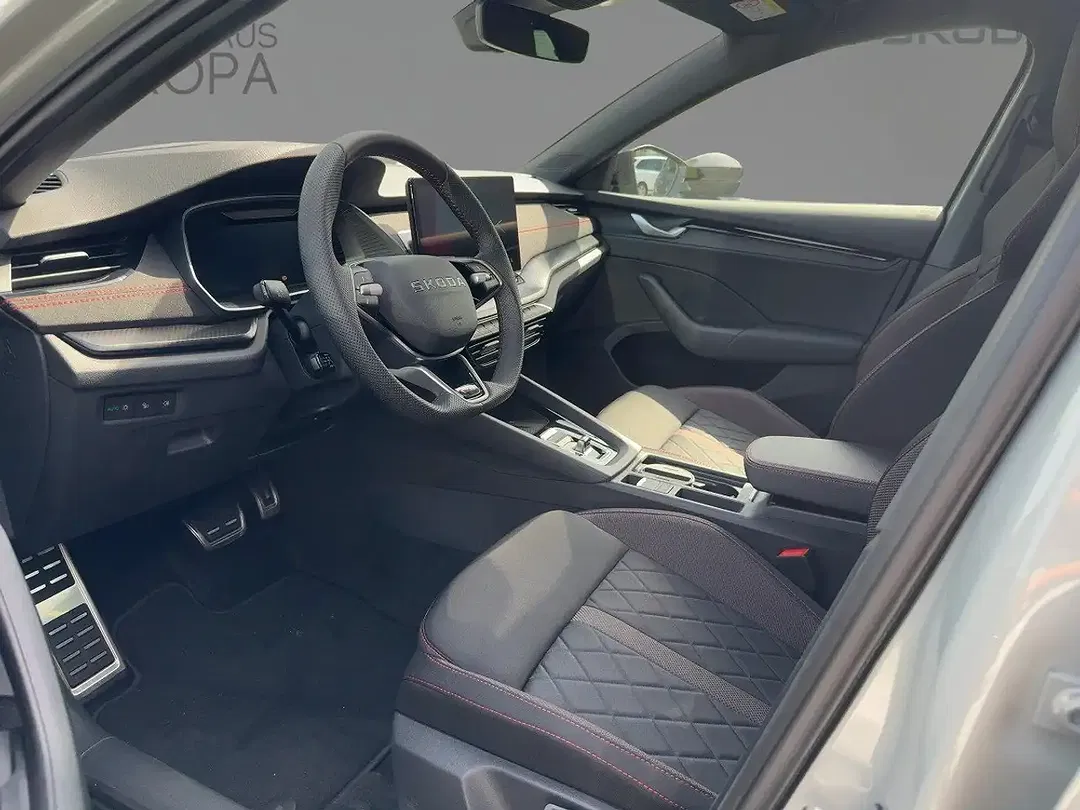 Skoda Octavia - Thumbnail 8