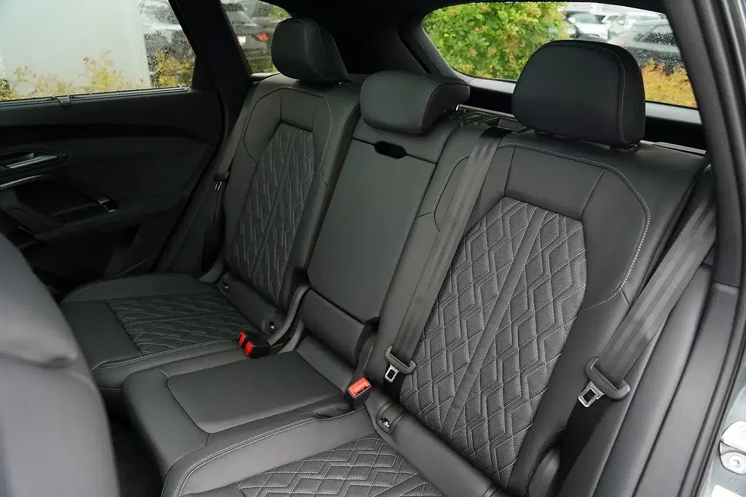 Audi SQ5 - Thumbnail 15