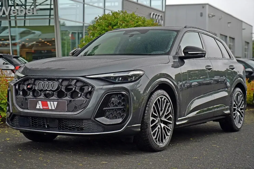 Audi SQ5 - Thumbnail 2