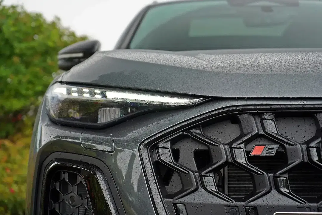 Audi SQ5 - Thumbnail 4