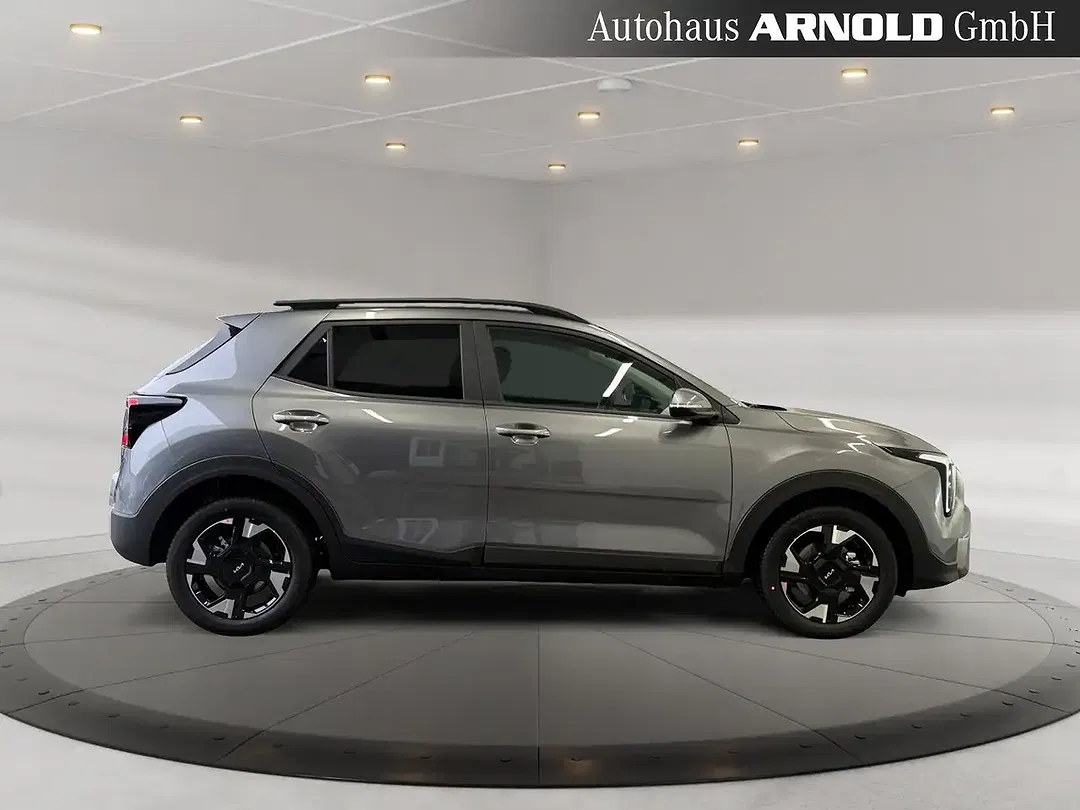 Kia Stonic - Thumbnail 5