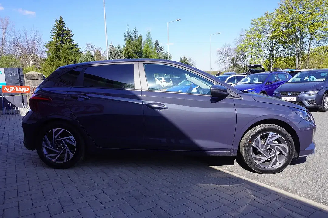 Hyundai i20 - Thumbnail 4