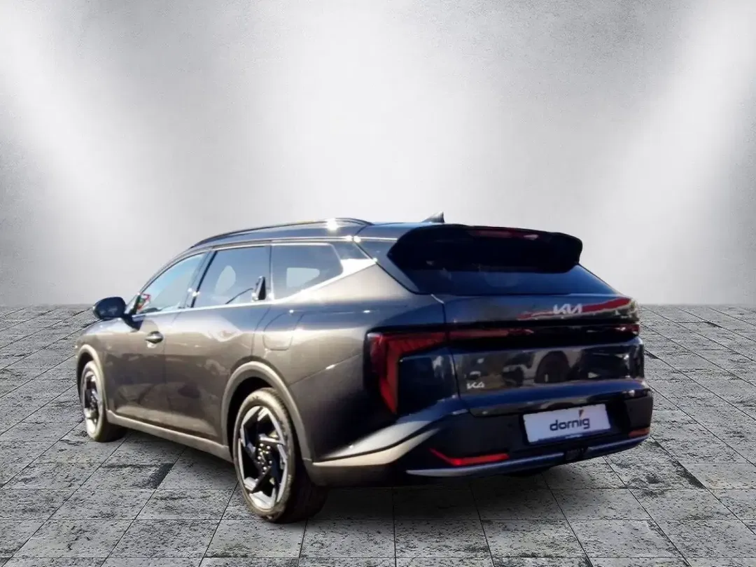 Kia K4 - Thumbnail 3