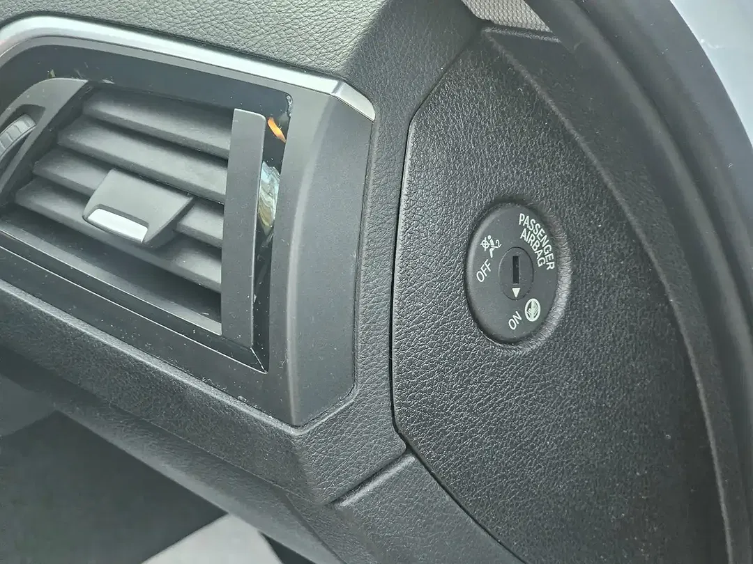BMW 116 - Thumbnail 11