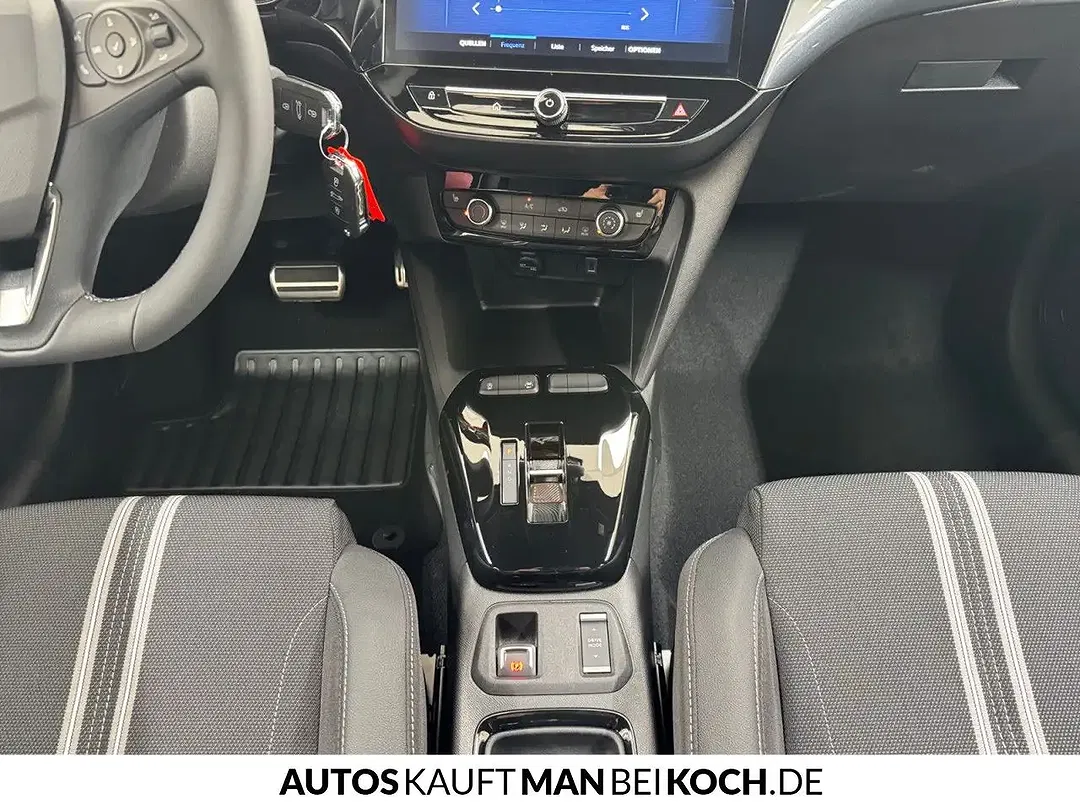 Opel Corsa - Thumbnail 9