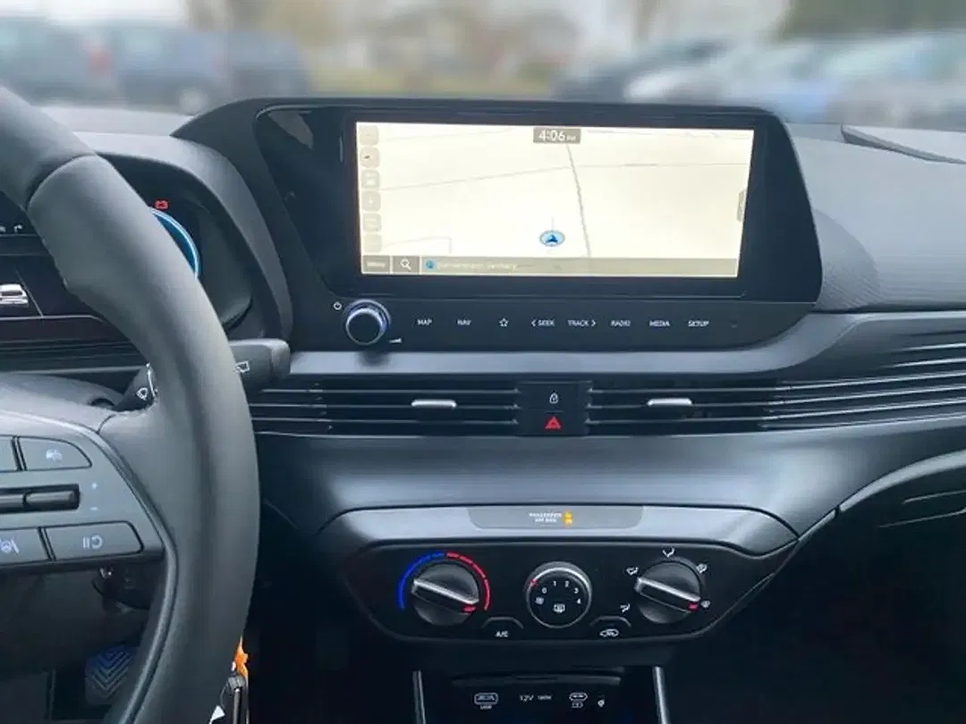 Hyundai i20 - Thumbnail 9
