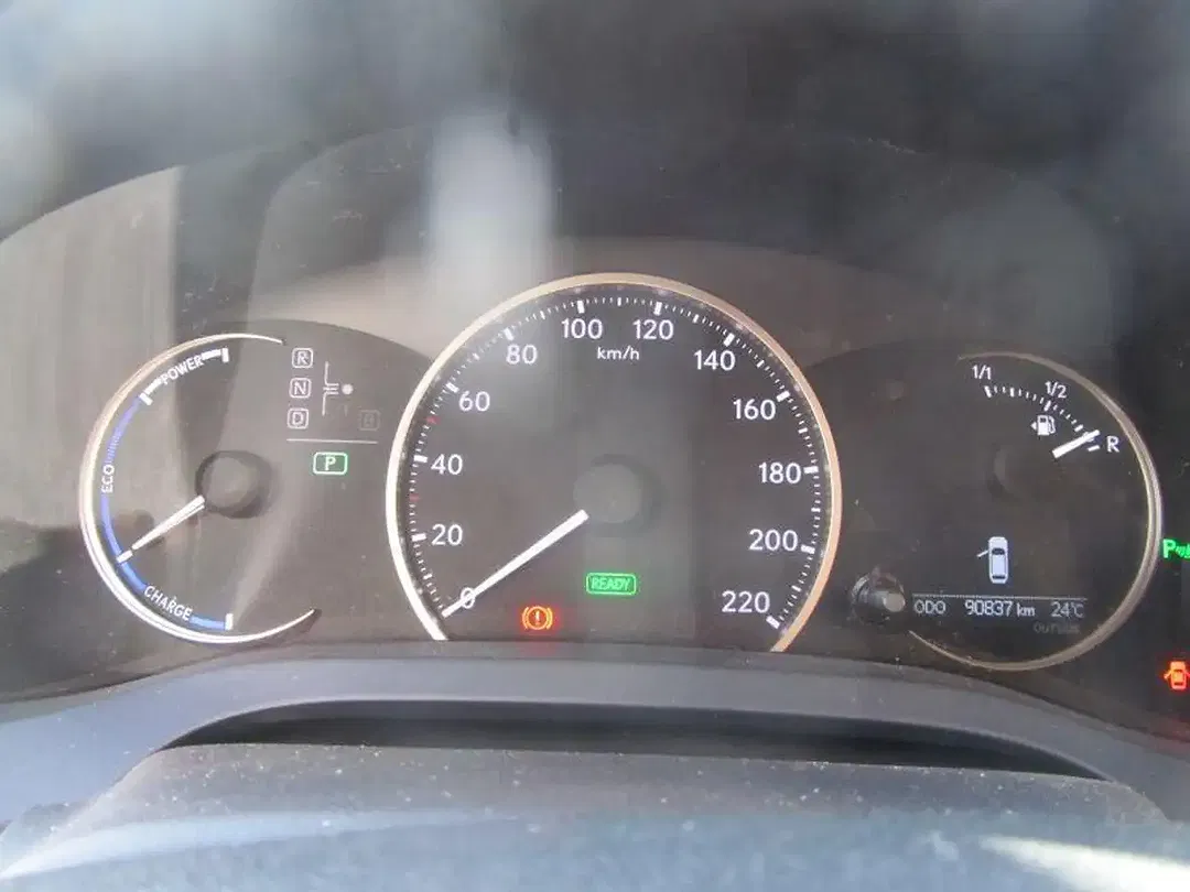 Lexus CT 200h - Thumbnail 11