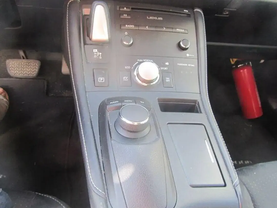 Lexus CT 200h - Thumbnail 14