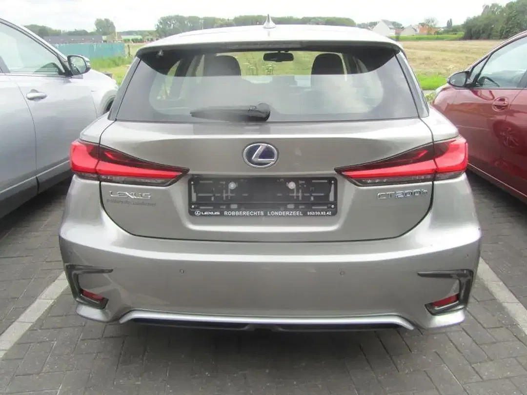 Lexus CT 200h - Thumbnail 4