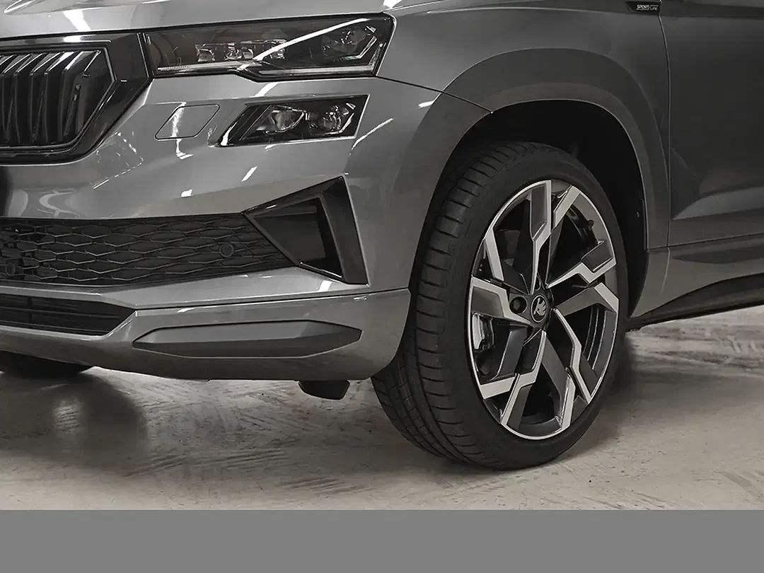 Skoda Karoq - Thumbnail 6
