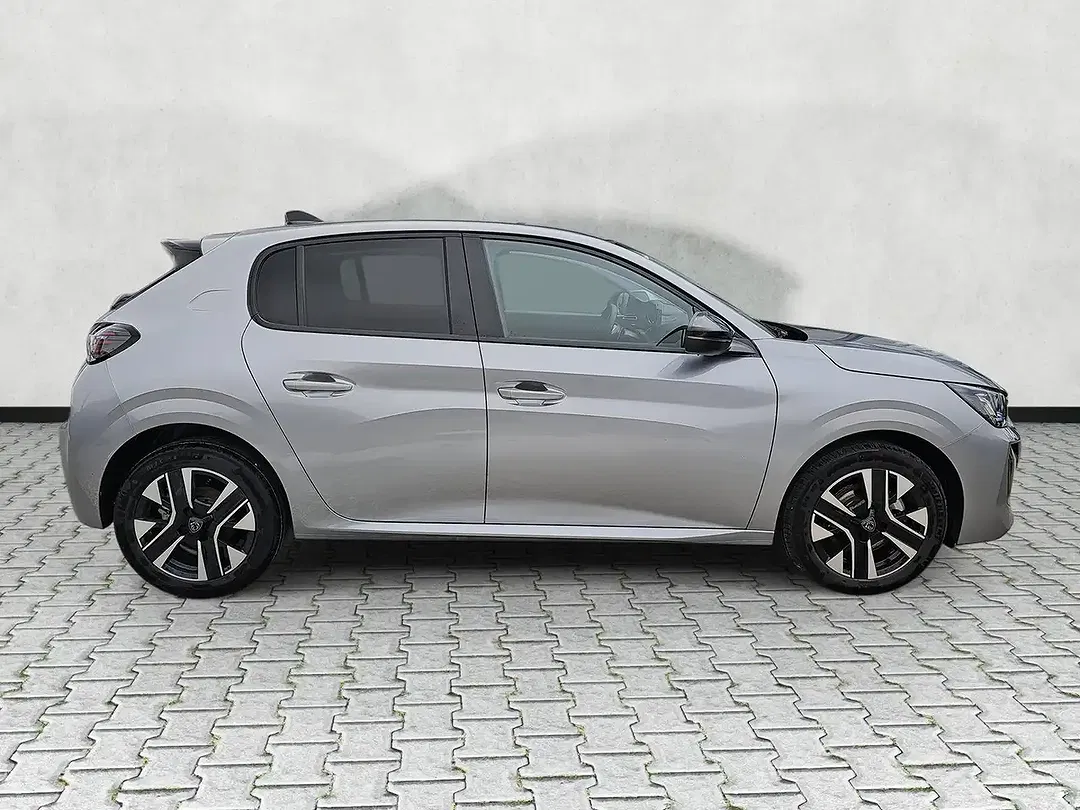 Peugeot 208 - Thumbnail 23