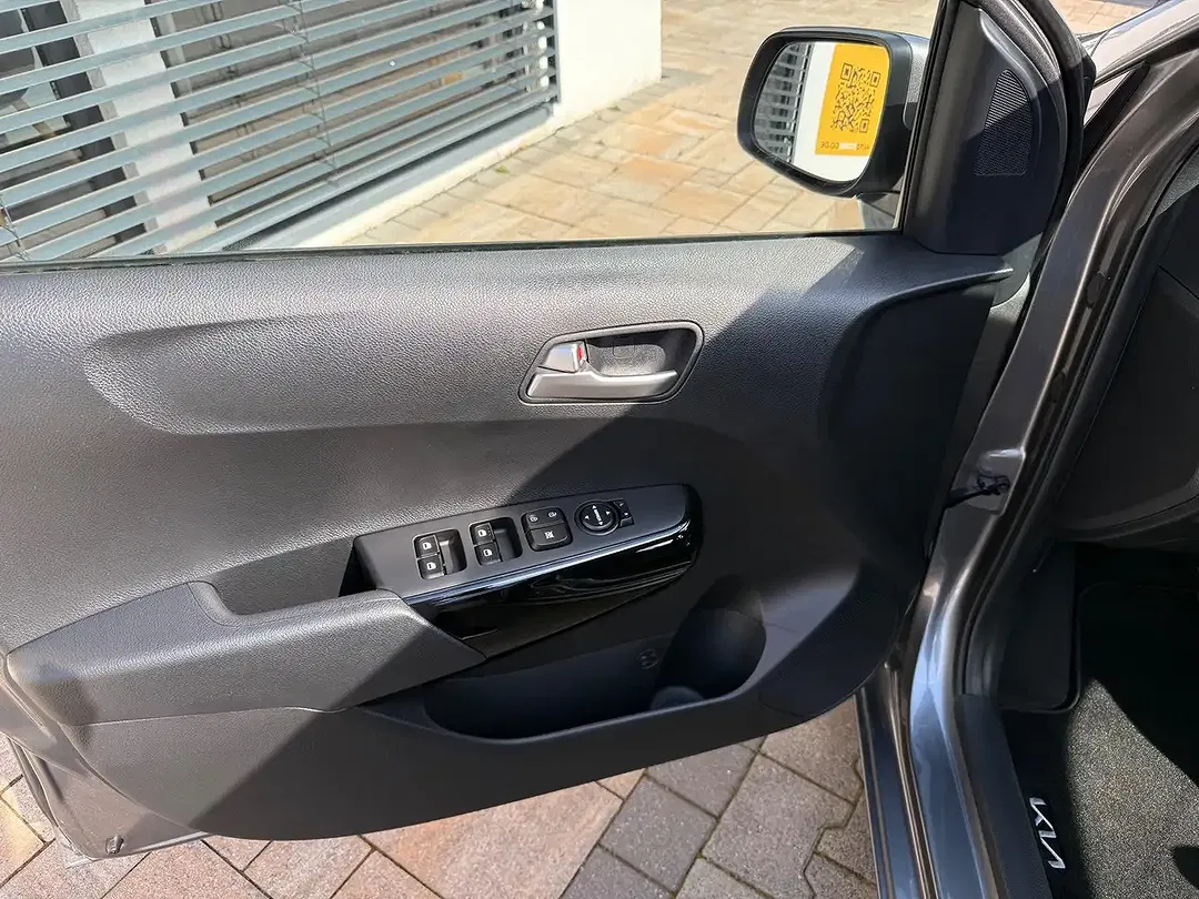 Kia Picanto - Thumbnail 6
