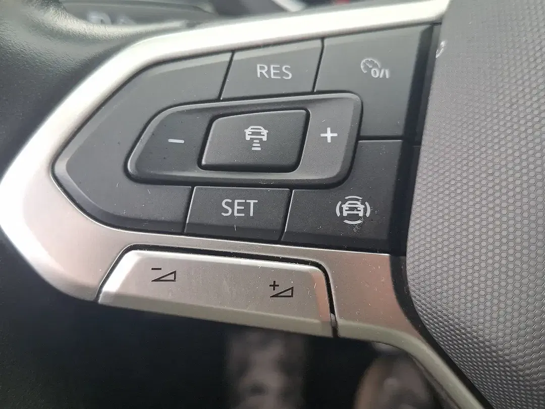 Volkswagen Tiguan - Thumbnail 18