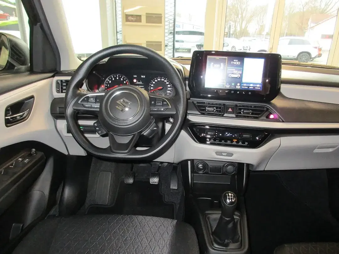 Suzuki Swift - Thumbnail 7