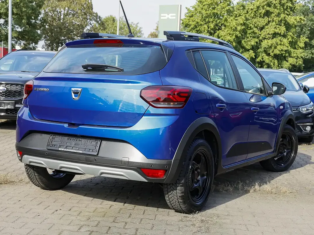 Dacia Sandero - Thumbnail 2