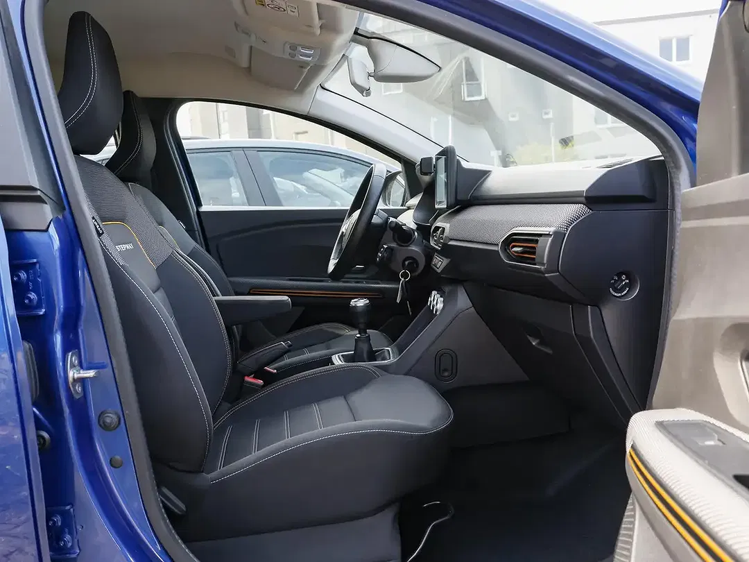 Dacia Sandero - Thumbnail 4