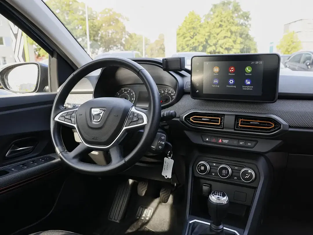 Dacia Sandero - Thumbnail 6