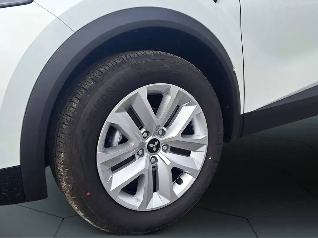 Mitsubishi ASX - Thumbnail 9