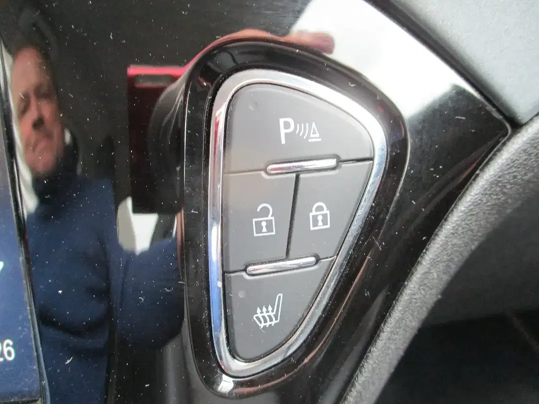 Opel Adam - Thumbnail 8