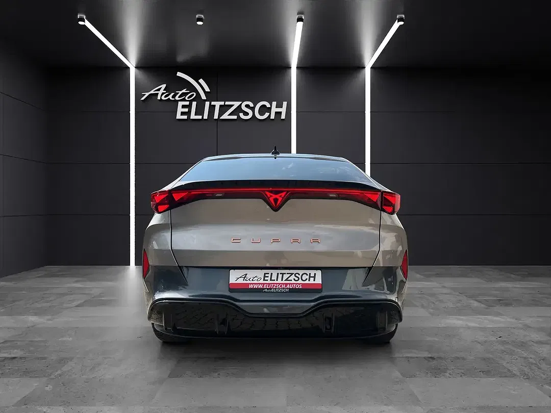 CUPRA Tavascan - Thumbnail 3