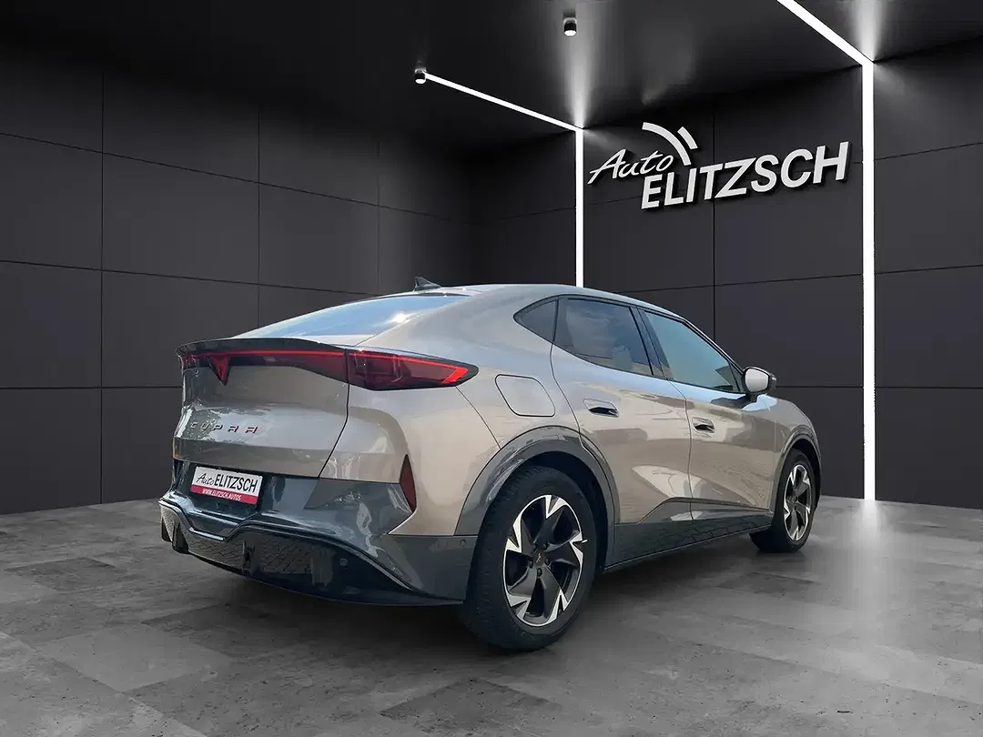CUPRA Tavascan - Thumbnail 4