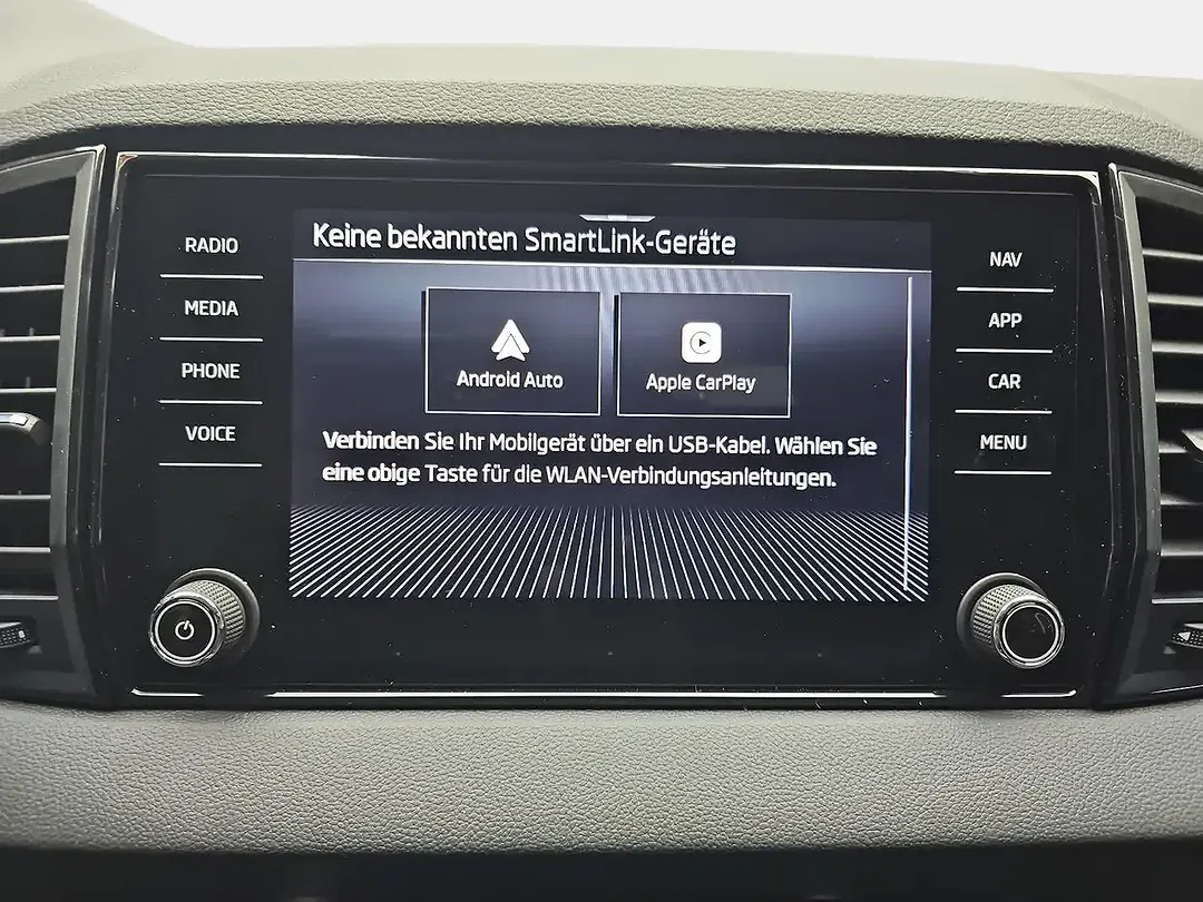 Skoda Karoq - Thumbnail 9