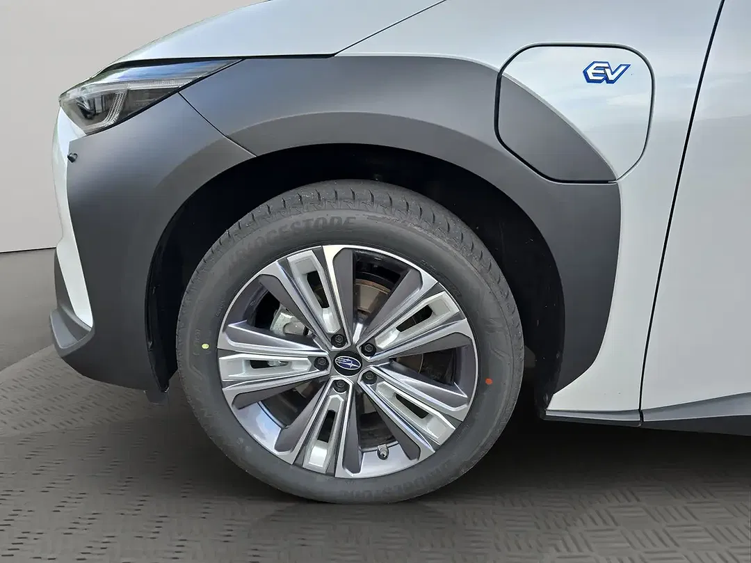 Subaru Solterra - Thumbnail 24