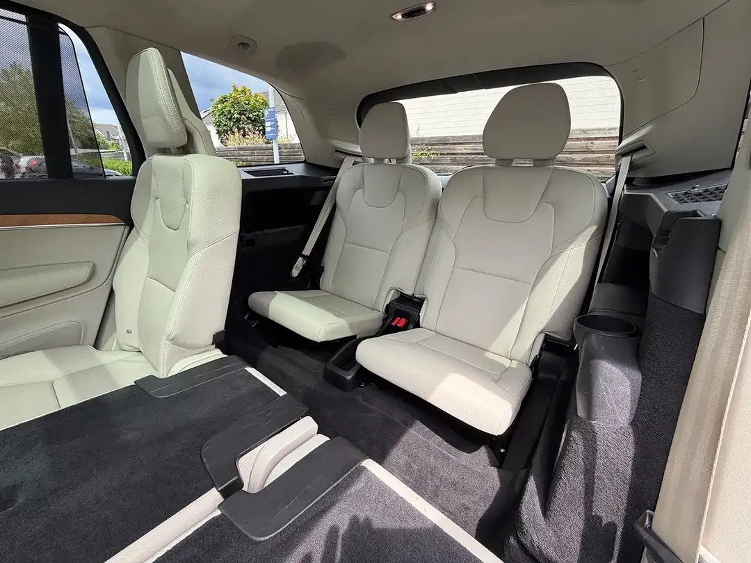 Volvo XC90 - Thumbnail 13