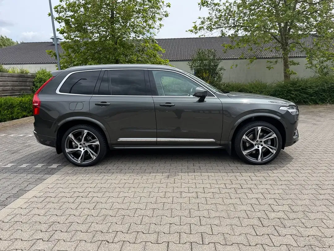 Volvo XC90 - Thumbnail 7