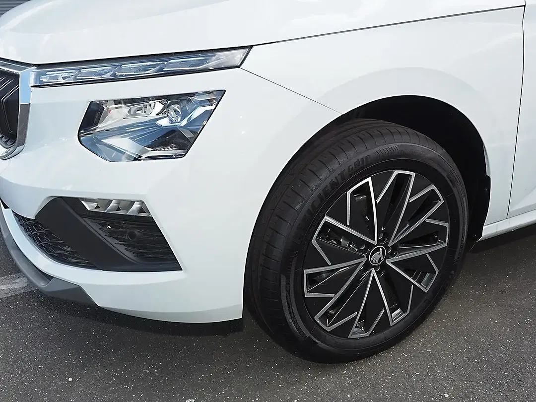 Skoda Kamiq - Thumbnail 10