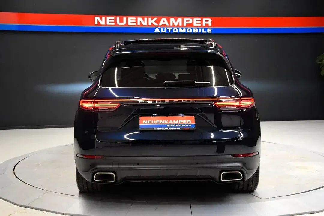 Porsche Cayenne - Thumbnail 5