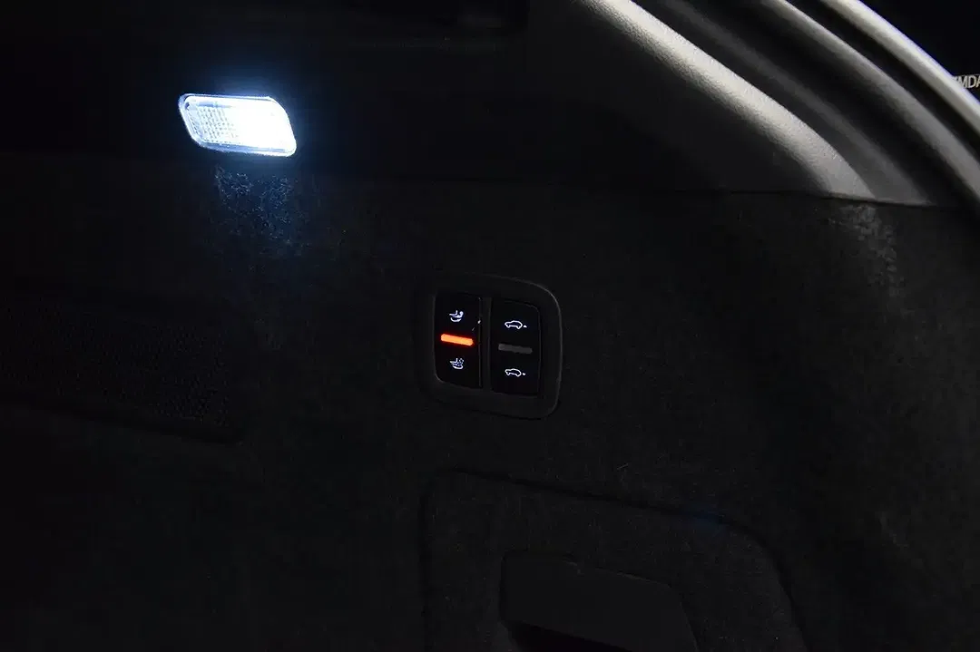 Porsche Cayenne - Thumbnail 7