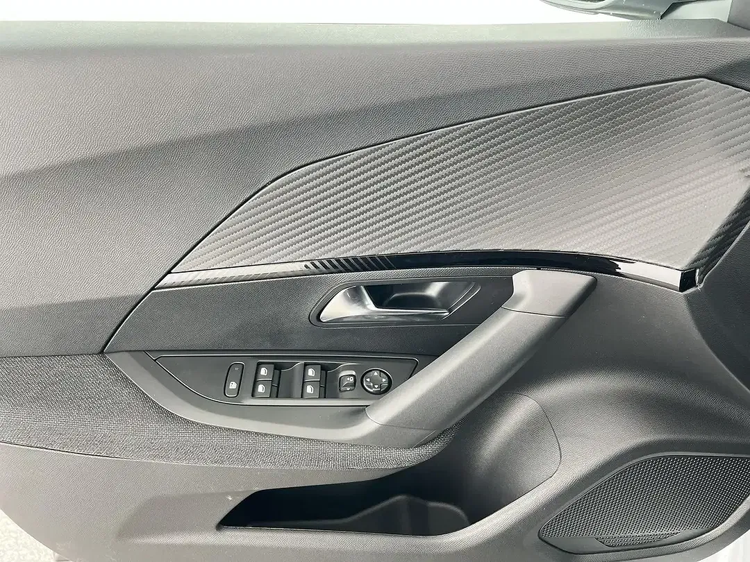 Peugeot 2008 - Thumbnail 11