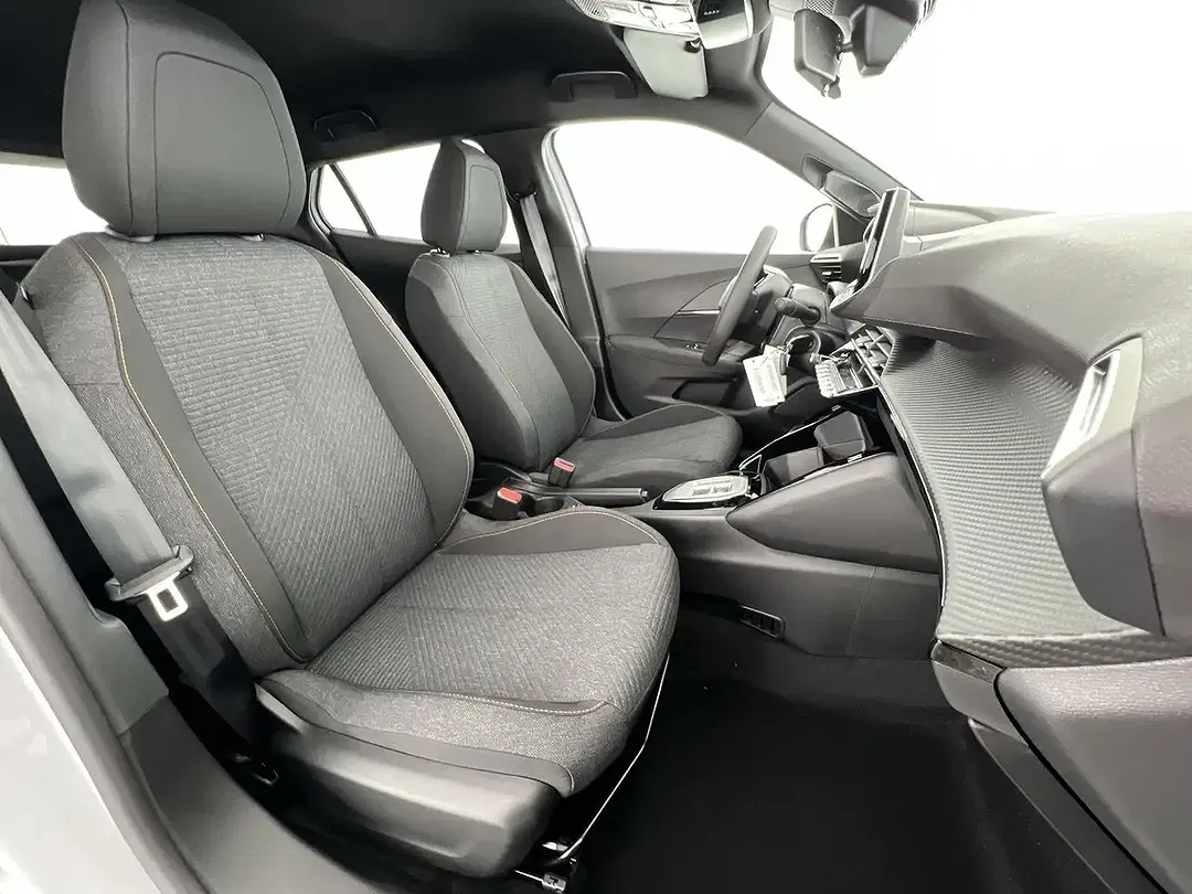 Peugeot 2008 - Thumbnail 9
