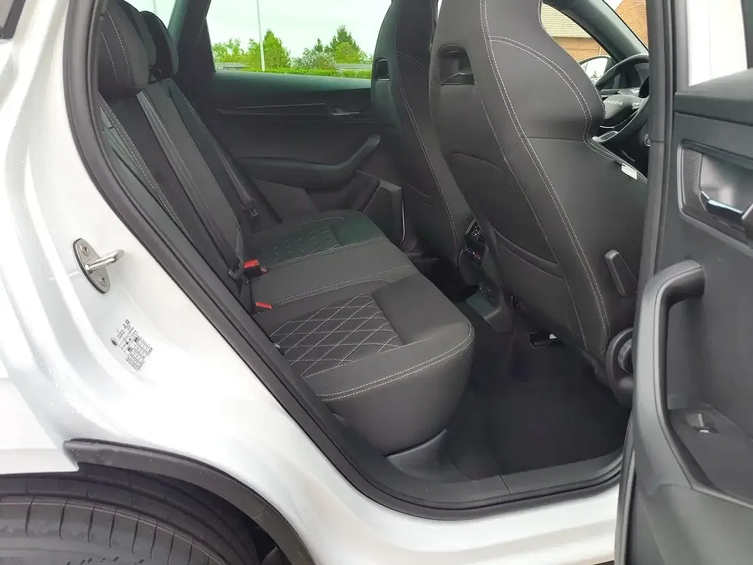 Skoda Karoq - Thumbnail 9