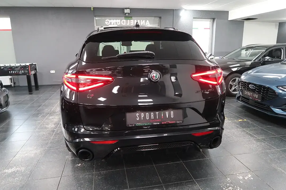 Alfa Romeo Stelvio - Thumbnail 6