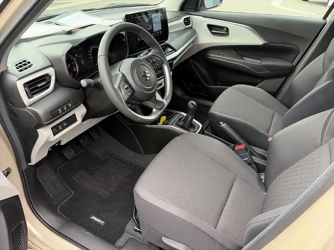 Suzuki Swift - Thumbnail 9