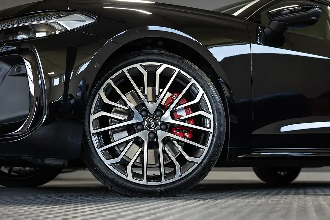 Audi S5 - Thumbnail 2