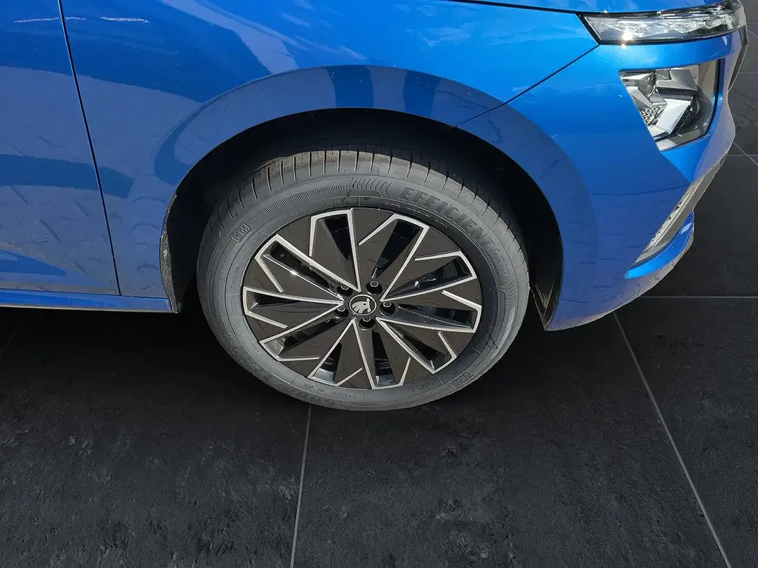 Skoda Kamiq - Thumbnail 5