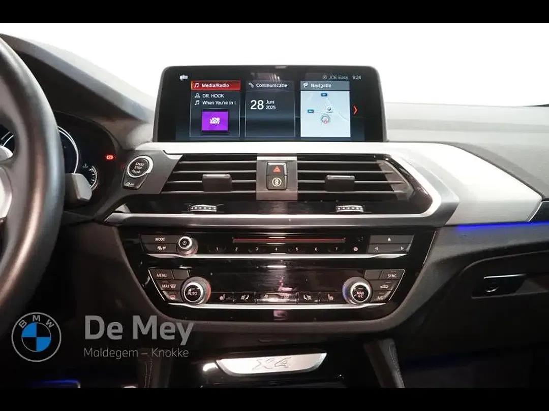 BMW X4 - Thumbnail 11