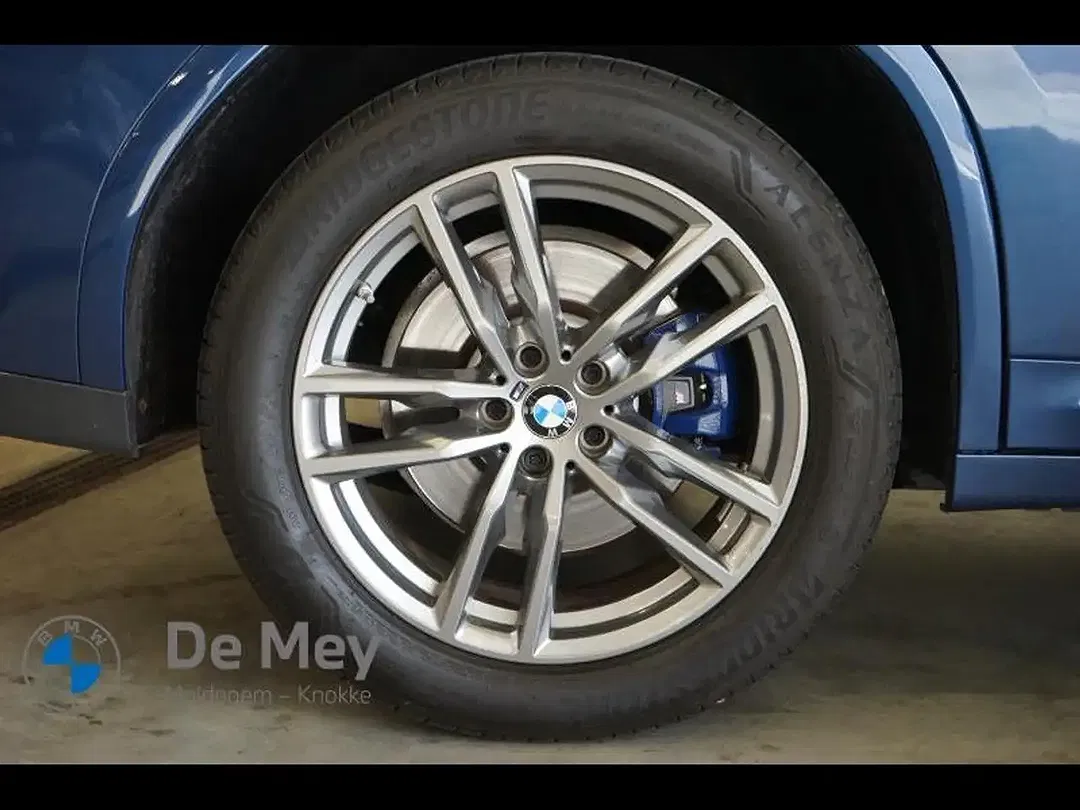 BMW X4 - Thumbnail 4