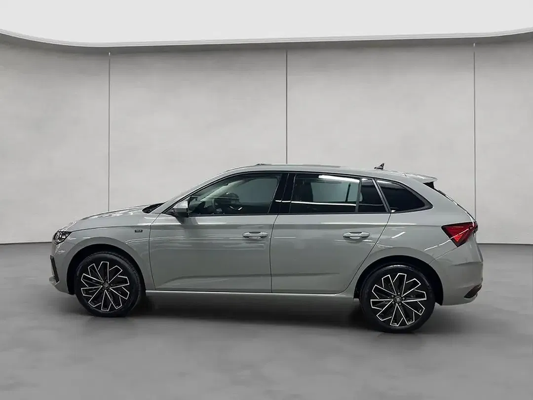 Skoda Scala - Thumbnail 2