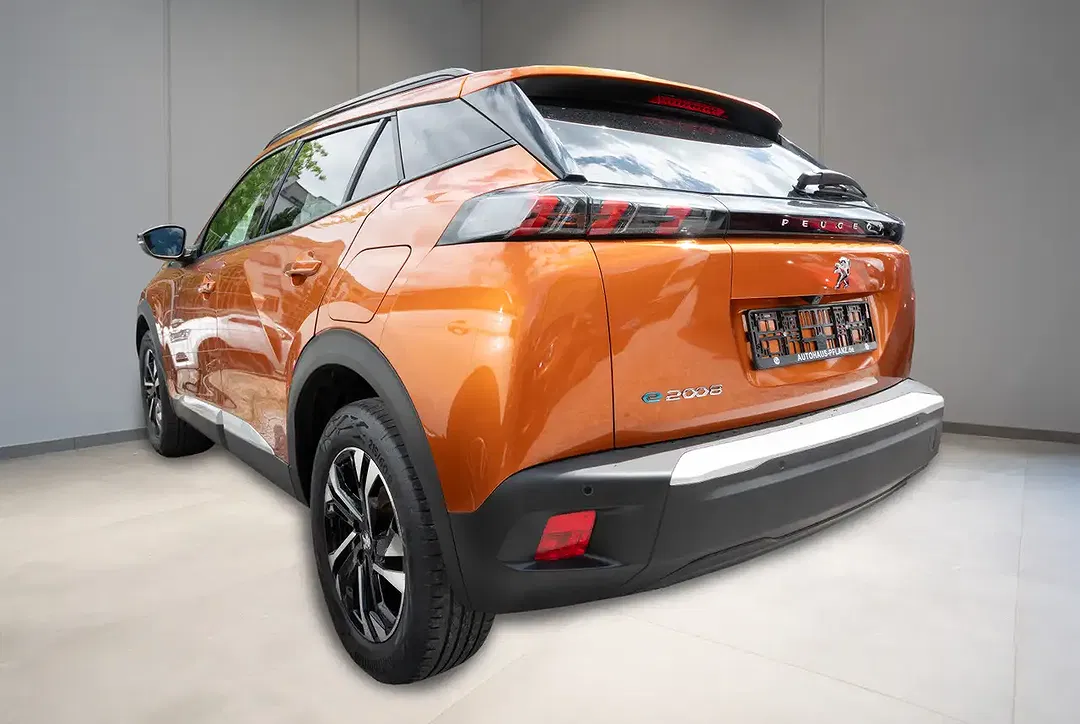 Peugeot 2008 - Thumbnail 4
