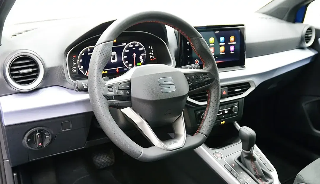 SEAT Arona - Thumbnail 15