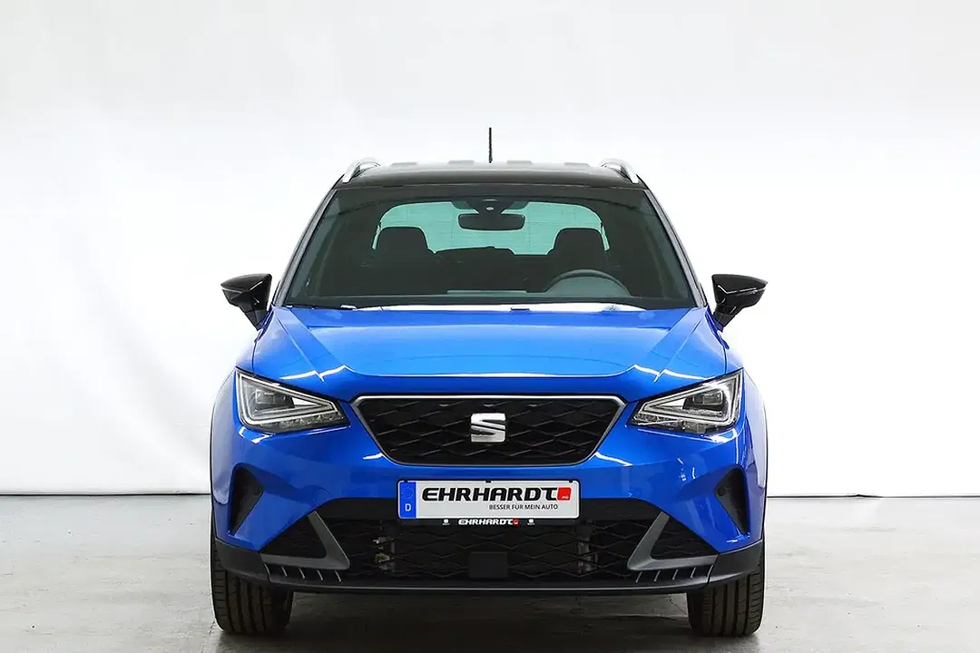 SEAT Arona - Thumbnail 2