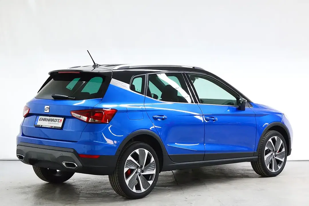 SEAT Arona - Thumbnail 3