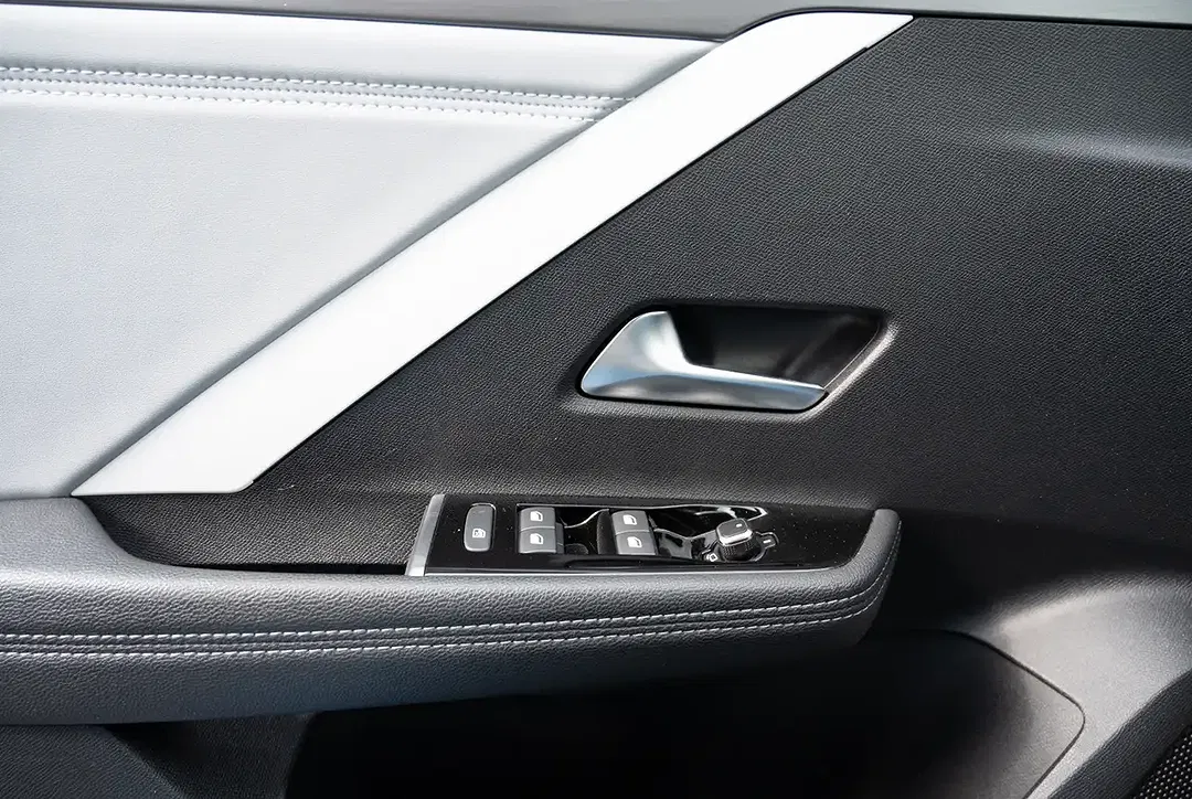 Opel Astra - Thumbnail 10
