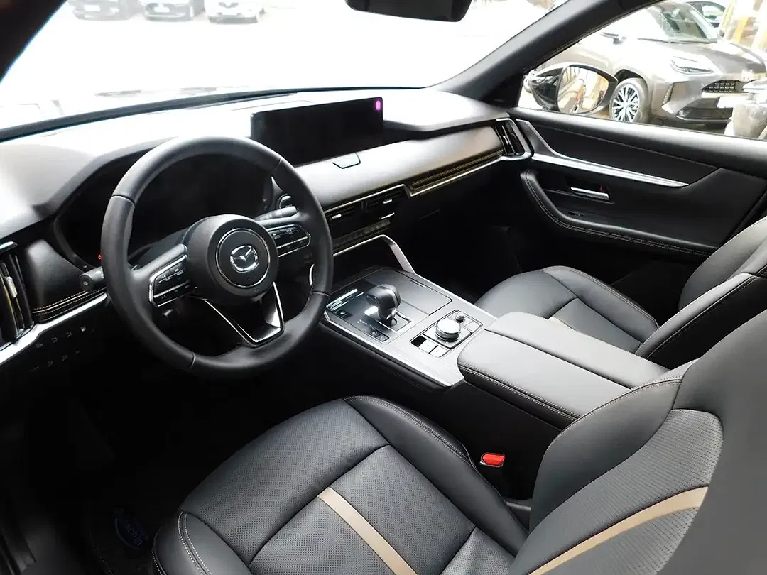 Mazda CX-60 - Thumbnail 8